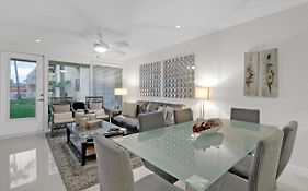 1St Floor Condo W Beautiful Resort Grounds! Heated Pools Hot Tub Tennis Courts